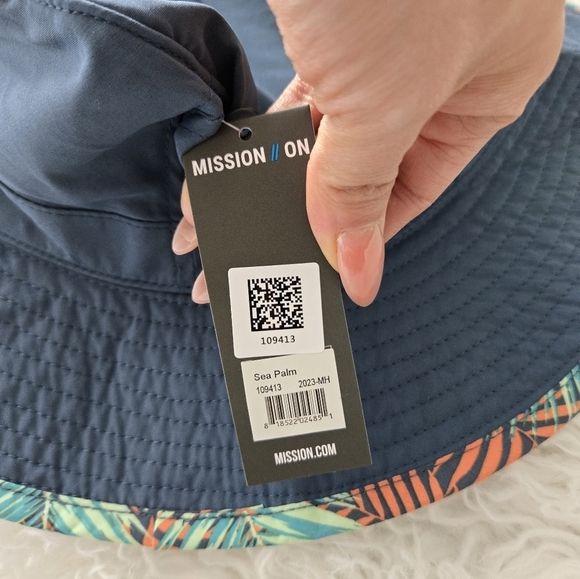 MISSION Hydroactive Cooling Bucket Hat. Cools When Wet (Sea Palm). New. - Picture 5 of 6